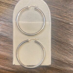 Chic Silver Hoop Earrings